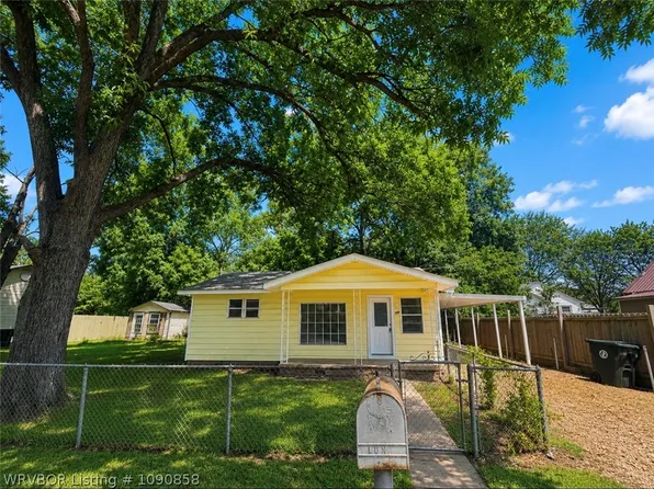 309 W Chickasaw Ave, Sallisaw, OK 74955