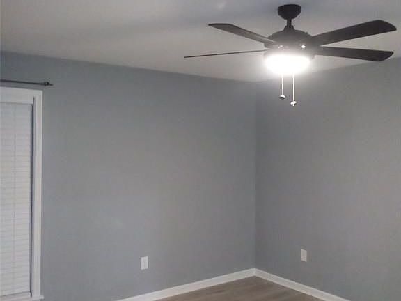 4th image of 8034 Antoine Dr APT 226