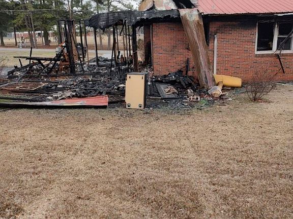 3rd image of 1212 Robertson Rd