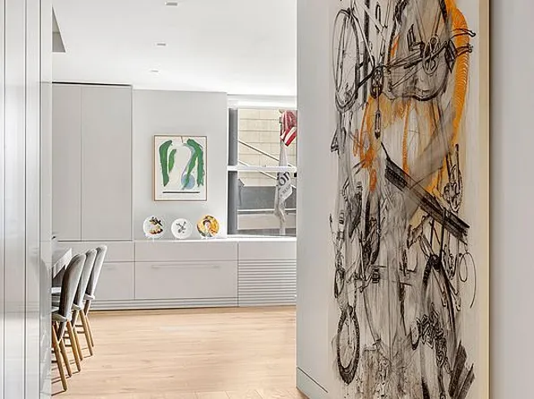 150 W 26th St APT 202, New York, NY 10001