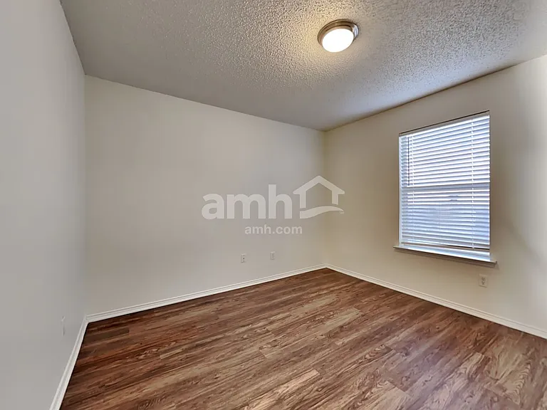 6404 Fern Meadow Dr — Photo 14