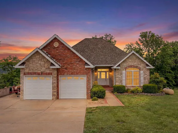 21 Tall Cedar Lane, Reeds Spring, MO 65737