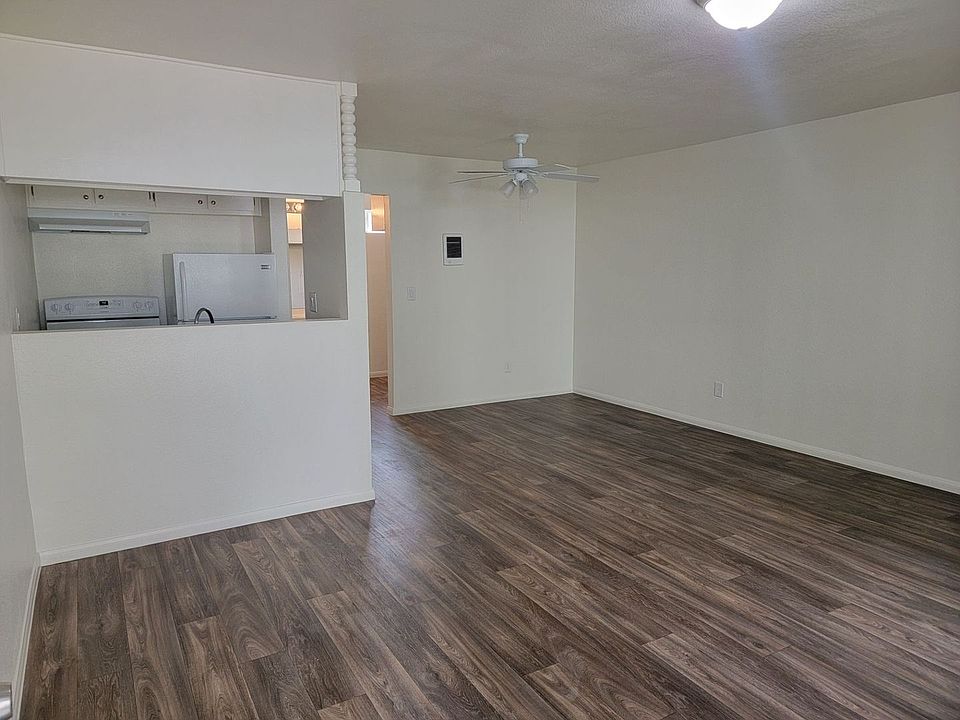 1st image of 527 E Washington Ave #1610