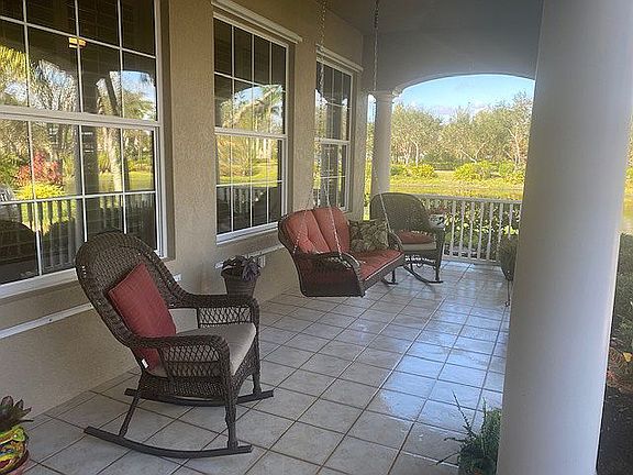 4th image of 28346 Moray Dr