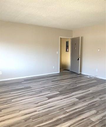 5th image of 5237 Hermitage Ave APT 7