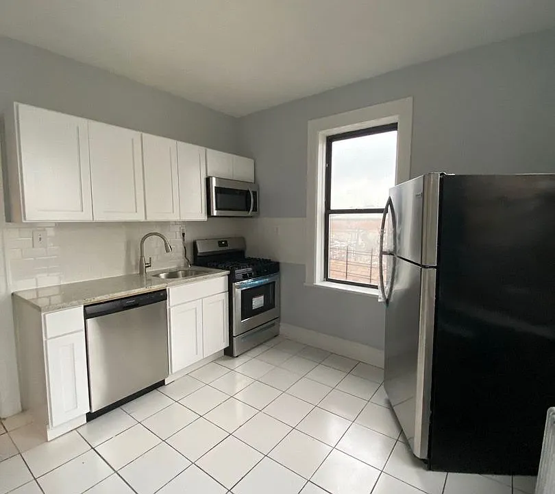 801 - Golden Crest 801 21st Street, LLC