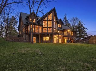 18134 Paradise Valley Rd, Durango, IA 52039