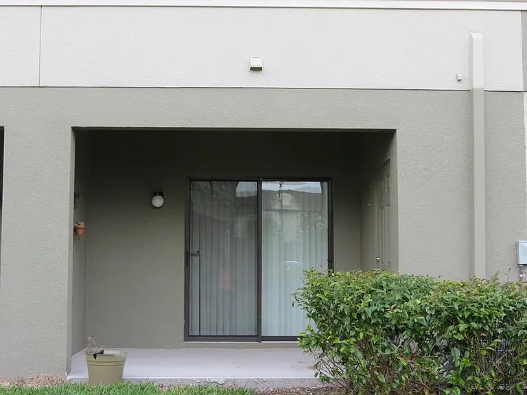 5431 Windsor Lake Cir — Photo 7