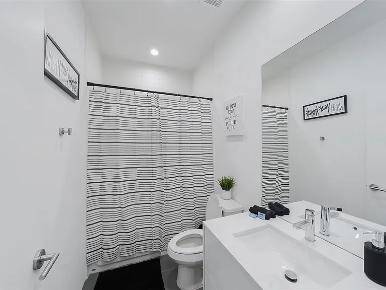 3511 Bell St — Photo 5