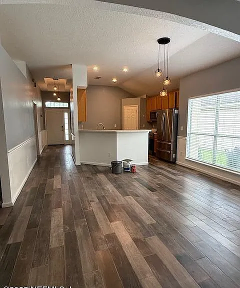 1687 Rustling Dr — Photo 8