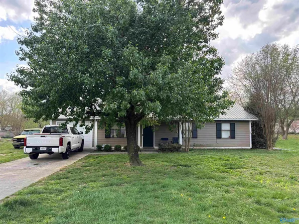 116 Mary Ave, Albertville, AL 35950