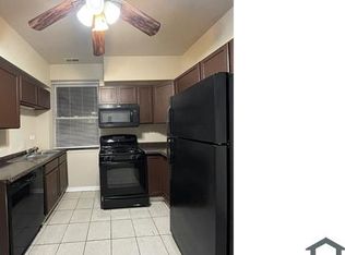 7018 S Sangamon St APT 1, Chicago, IL 60621