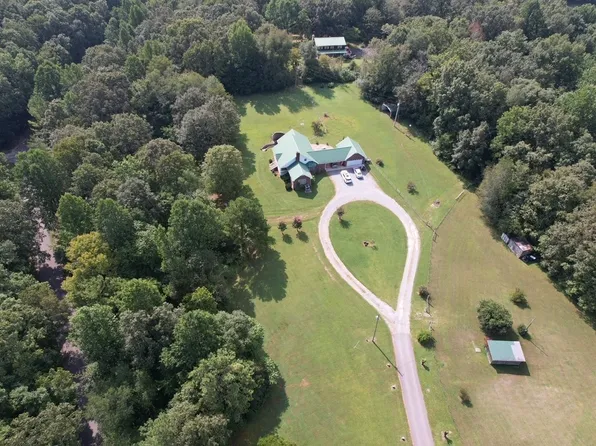 1342 Lee Brown Rd, Bon Aqua, TN 37025
