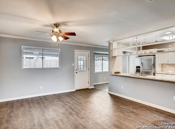 3rd image of 7006 Forest Pine St