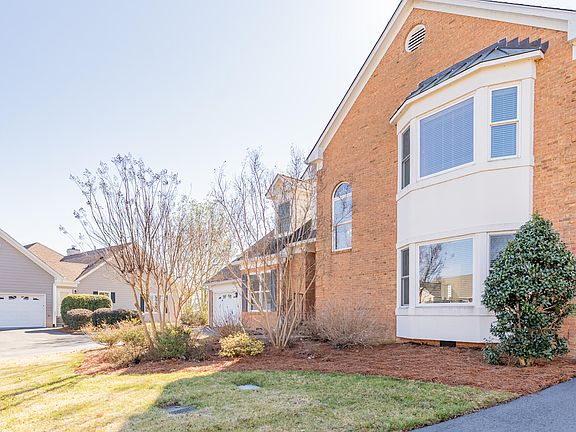 3rd image of 1539 Heritage Landing Dr