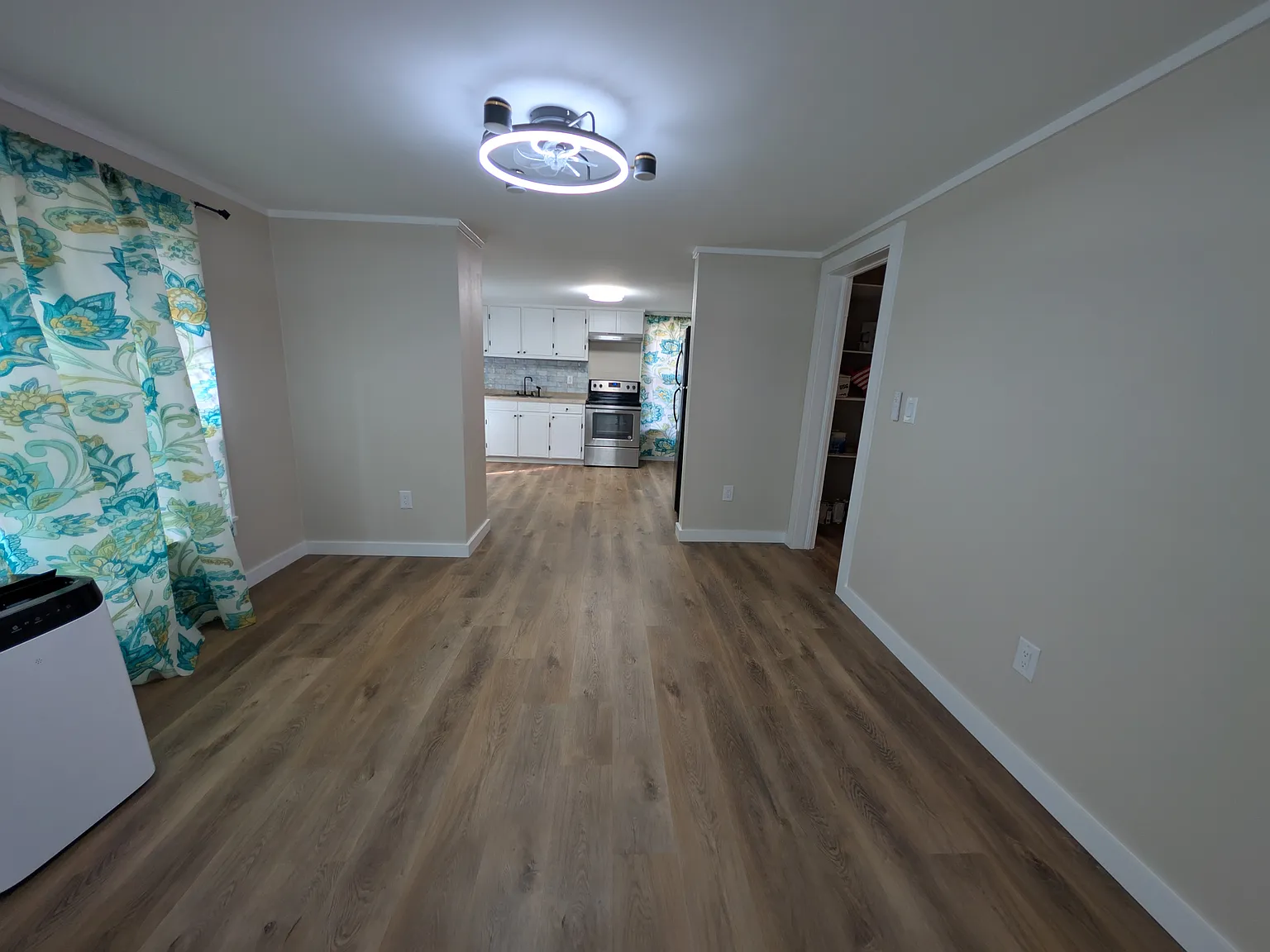 3 bed, 1360 sqft, $1,400 — Photo 3