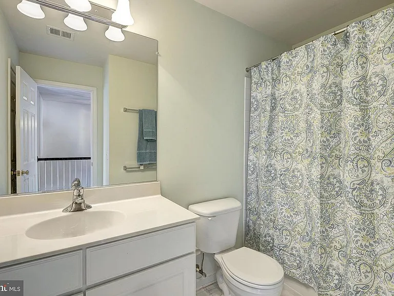 6325 Dunn Ct — Photo 22