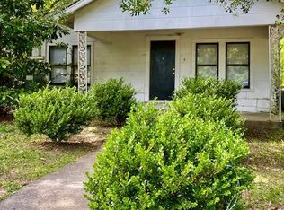 2812 Angier Rd #A, Huntsville, TX 77340