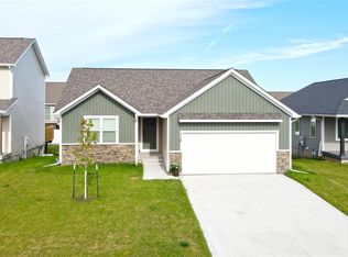 110 NE Adams Ave, Elkhart, IA 50073