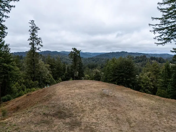 2320 Newell Dr, Aptos, CA 95003