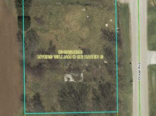 1086 Ocean Ave, Moscow, IA 52760