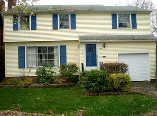 1396 Gordon Rd, Cleveland, OH 44124