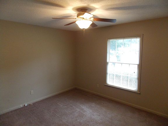 3rd image of 112 Bedford St #B