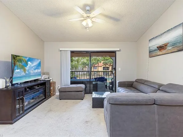 2202 ARBOUR WALK CIR #2124, NAPLES, FL 34109