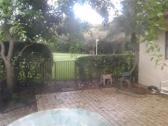 5th image of 8197 Royal Palm Ct