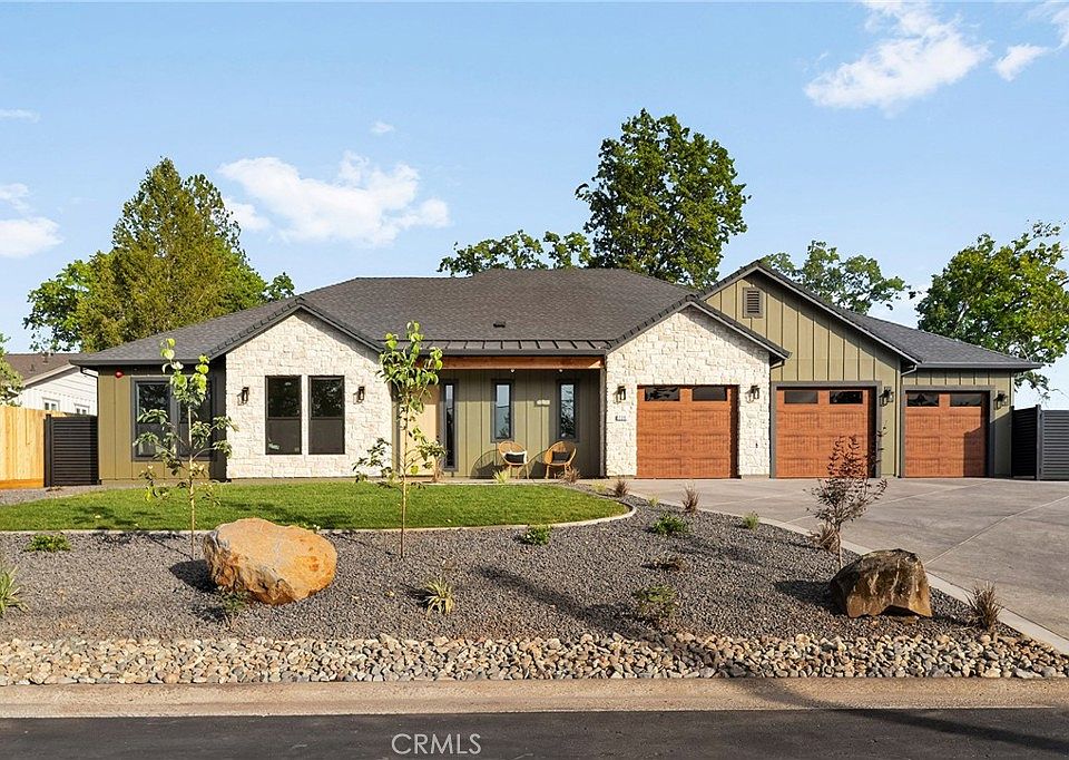 1st image of 230 Redbud Dr