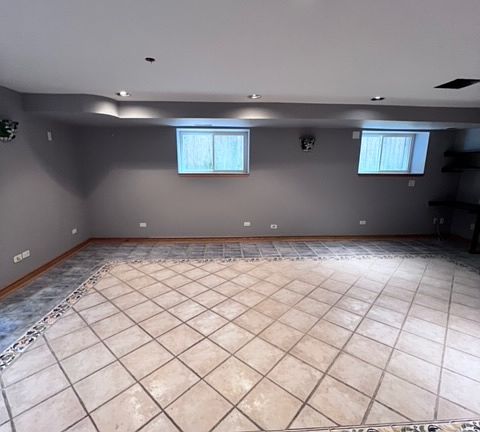 2nd image of 1149 W Farwell Ave #G