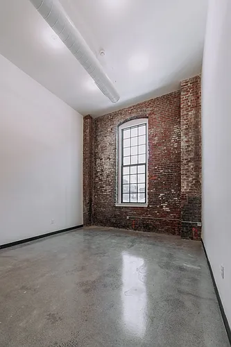 Carriage Car Lofts Photo 1