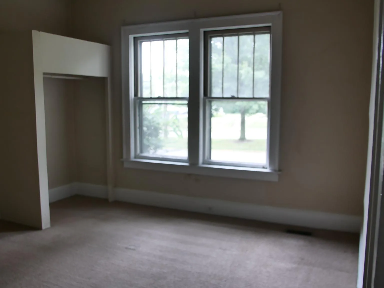 4 bed, 1400 sqft, $2,800 — Photo 4