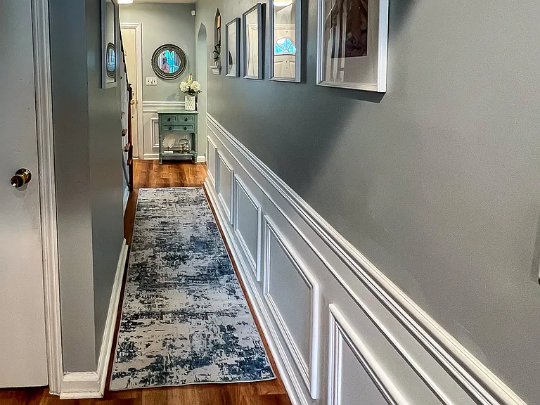 18 New Hyde Park Rd — Photo 5