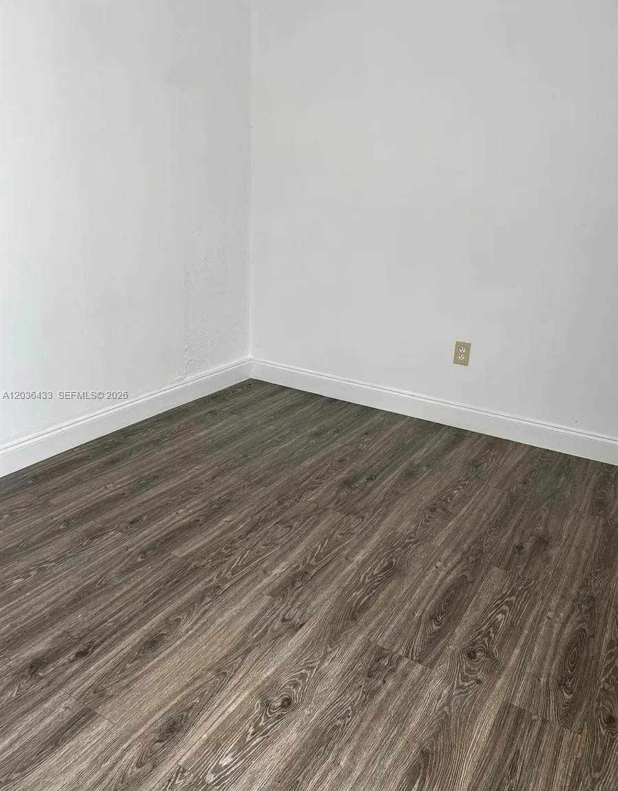 Monaco Estates At Kendall — Photo 3