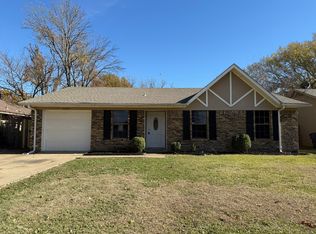 4804 Chickadee Dr, Balch Springs, TX 75180