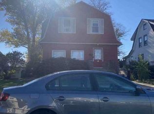 27 Morris St, Freeport, NY 11520