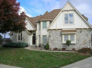 11006 W 126th Ter, Overland Park, KS 66213