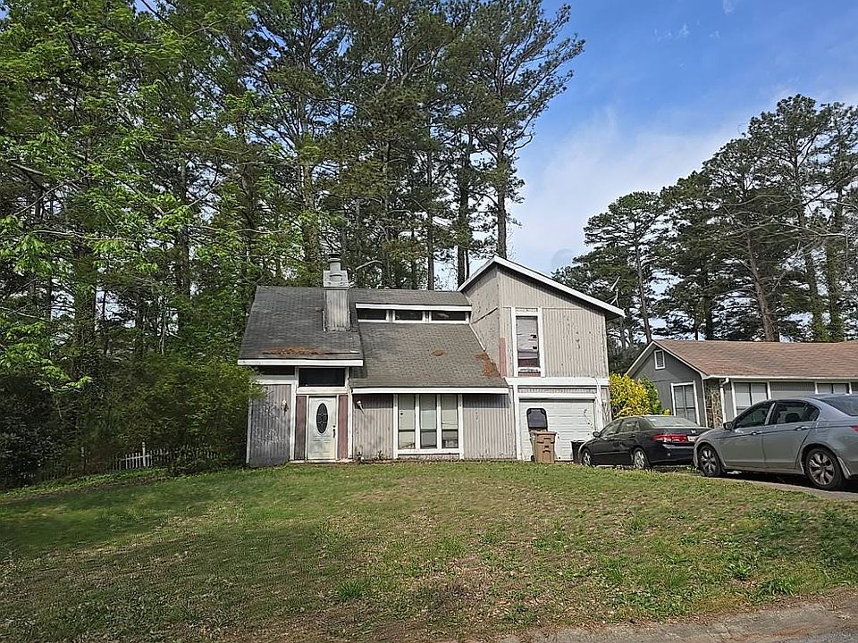 1st image of 669 N Pointe Knoll Ct