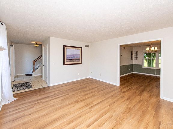 3rd image of 5409 Dengail Dr