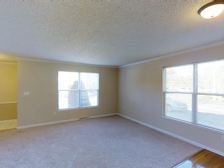3260-3278 Millersport Hwy #7 — Photo 5