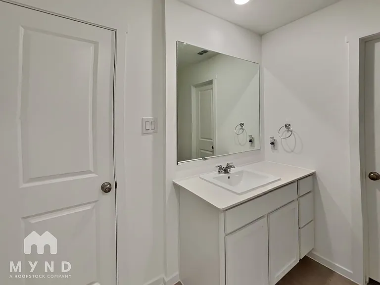 213 Poplar Pl — Photo 13