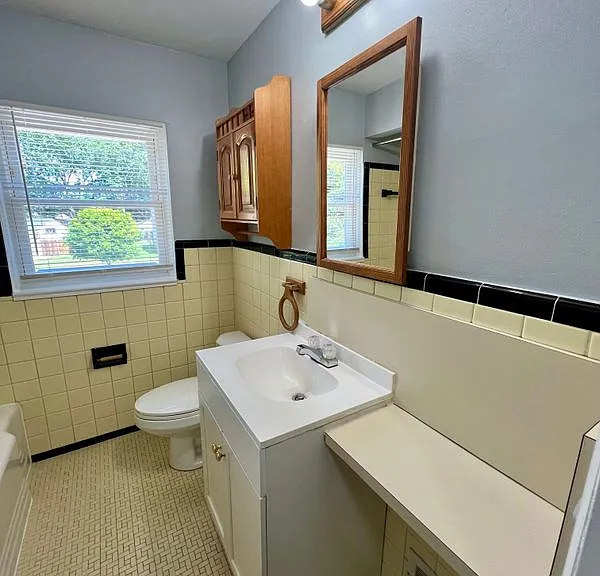 20351 E Eight Mile Rd — Photo 15