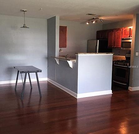 4th image of 2035 Dixie Belle Dr #2035L