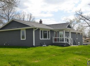 6236 NW Rochester Rd, Topeka, KS 66617