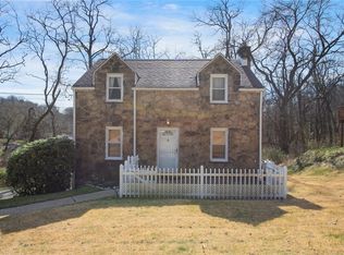 113 Gardenia Dr, Turtle Creek, PA