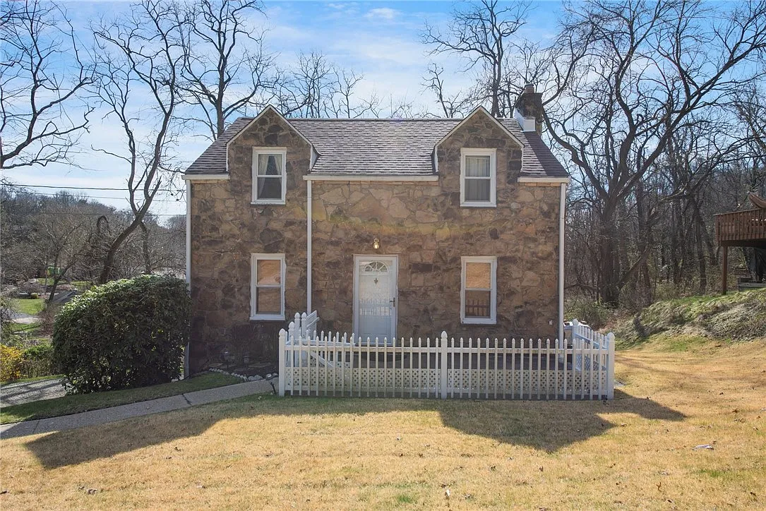 113 Gardenia Dr photo 1
