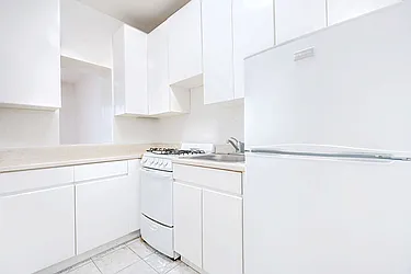 Rented by Urbane Brokerage