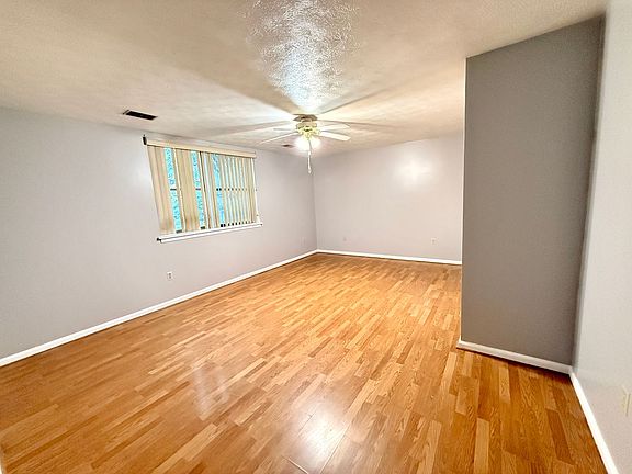3rd image of 215 S Eaton St #2R