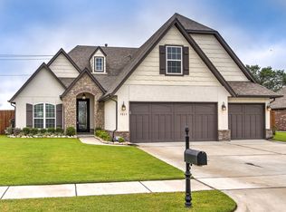 7013 E Oakridge St, Broken Arrow, OK 74014